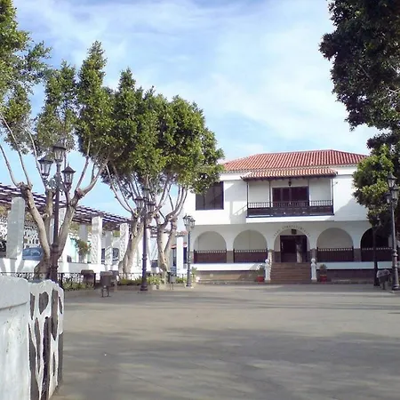 بيت للعطل La Yedra San Mateo *